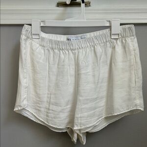 Zara White Women's Shorts